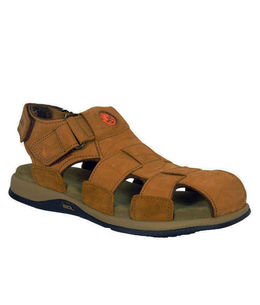 ... 226 256 footwear men s footwear sandals woodland camel leather sandals