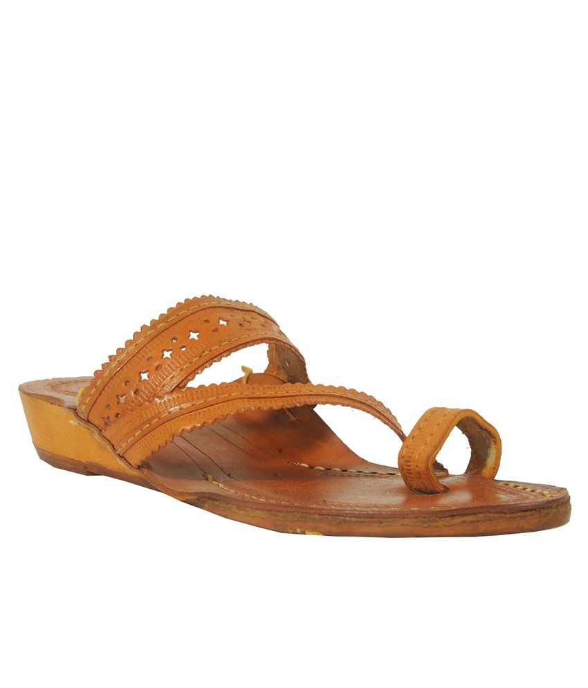 stylo chappal ladies