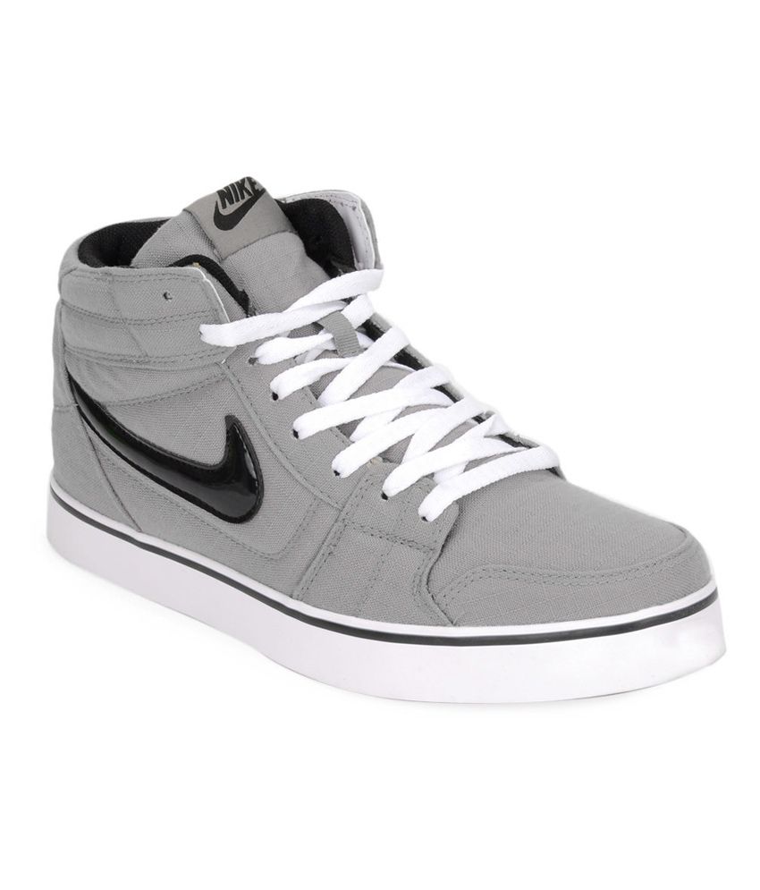 nike grey color shoes