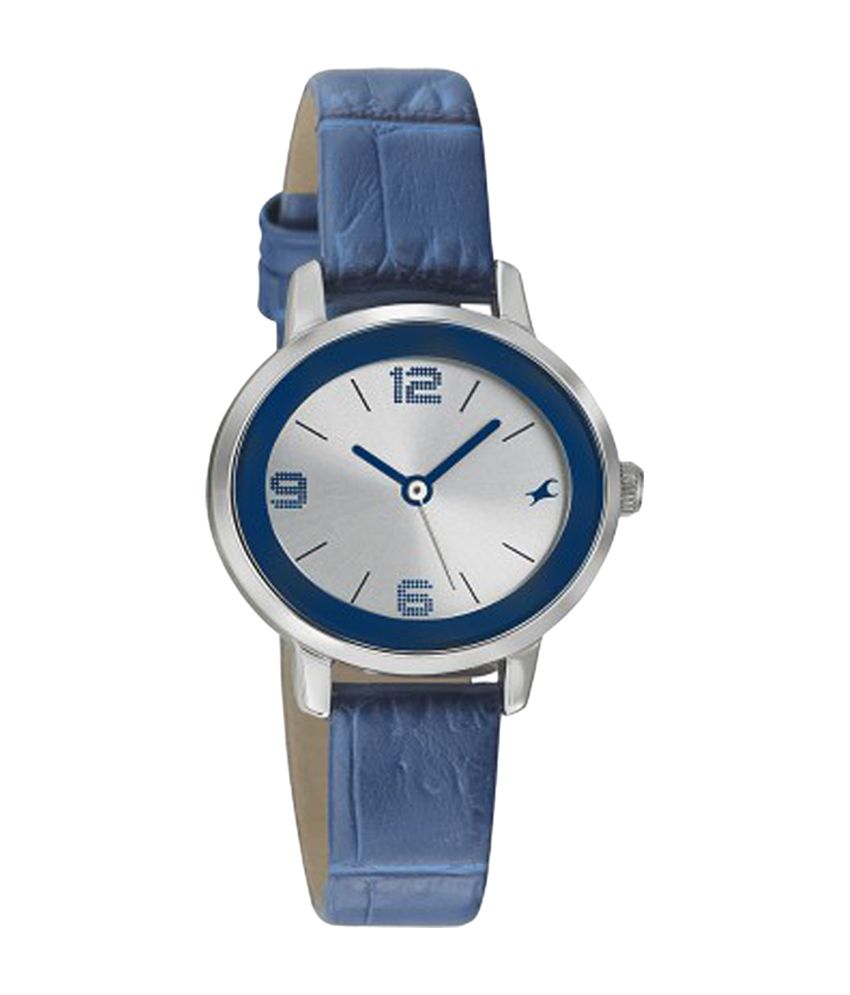 Fastrack Silver Dial Analog Casual Women�s Watch (6107SL01