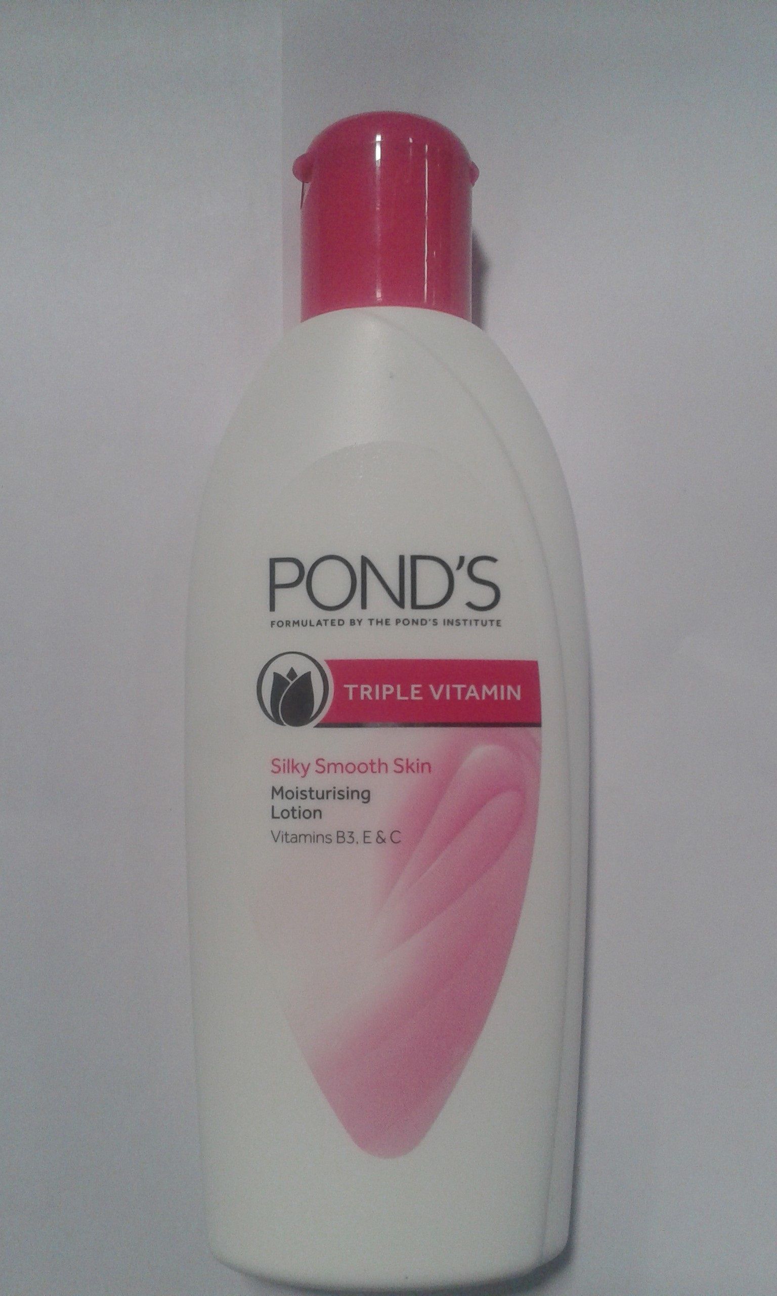 Pond's Triple Vitamin Moisturing Body Lotion 100 ml Buy Pond's Triple