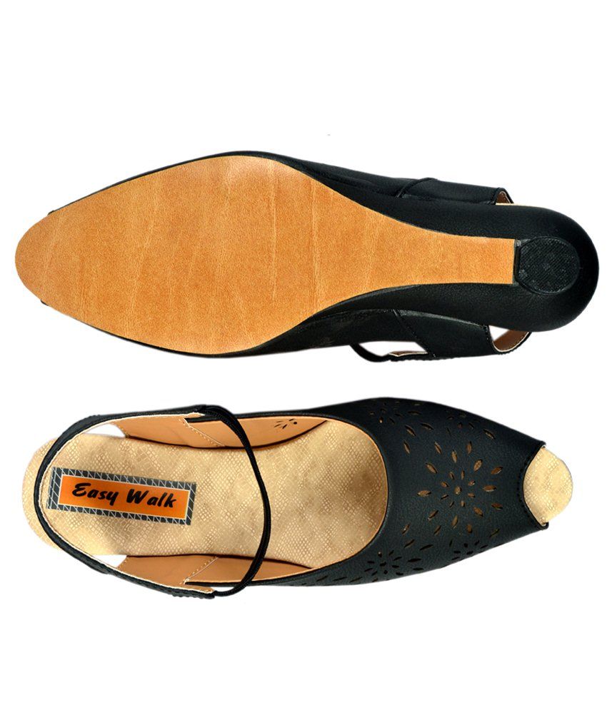 Women's Easy Street, Bolt Sandals | Peltz Shoes
