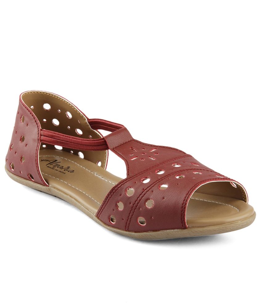 maroon sandals flat