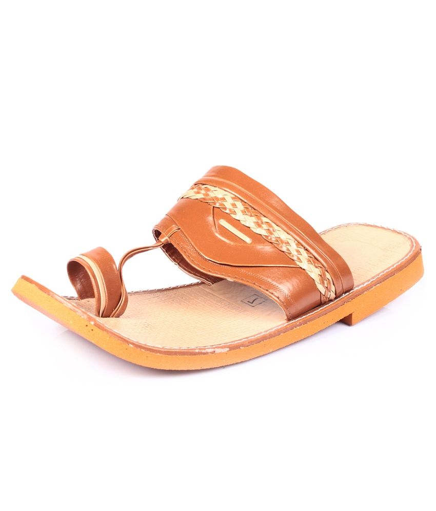 kolhapuri sandals