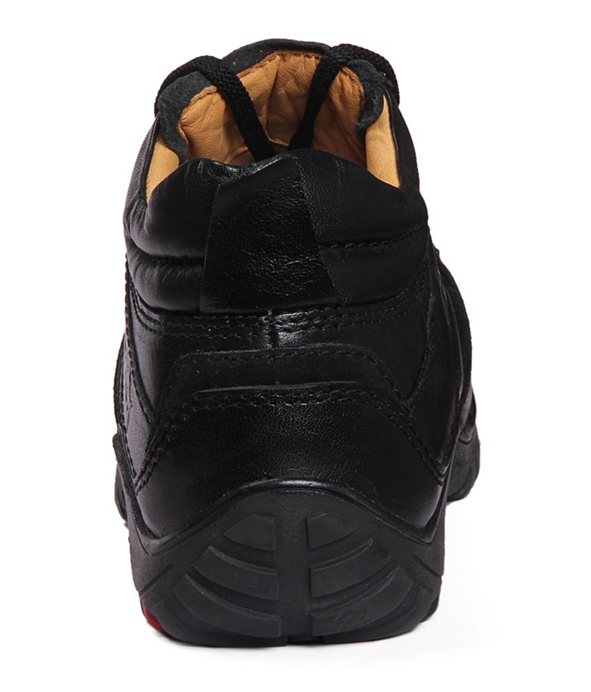 red chief powerflex black shoes