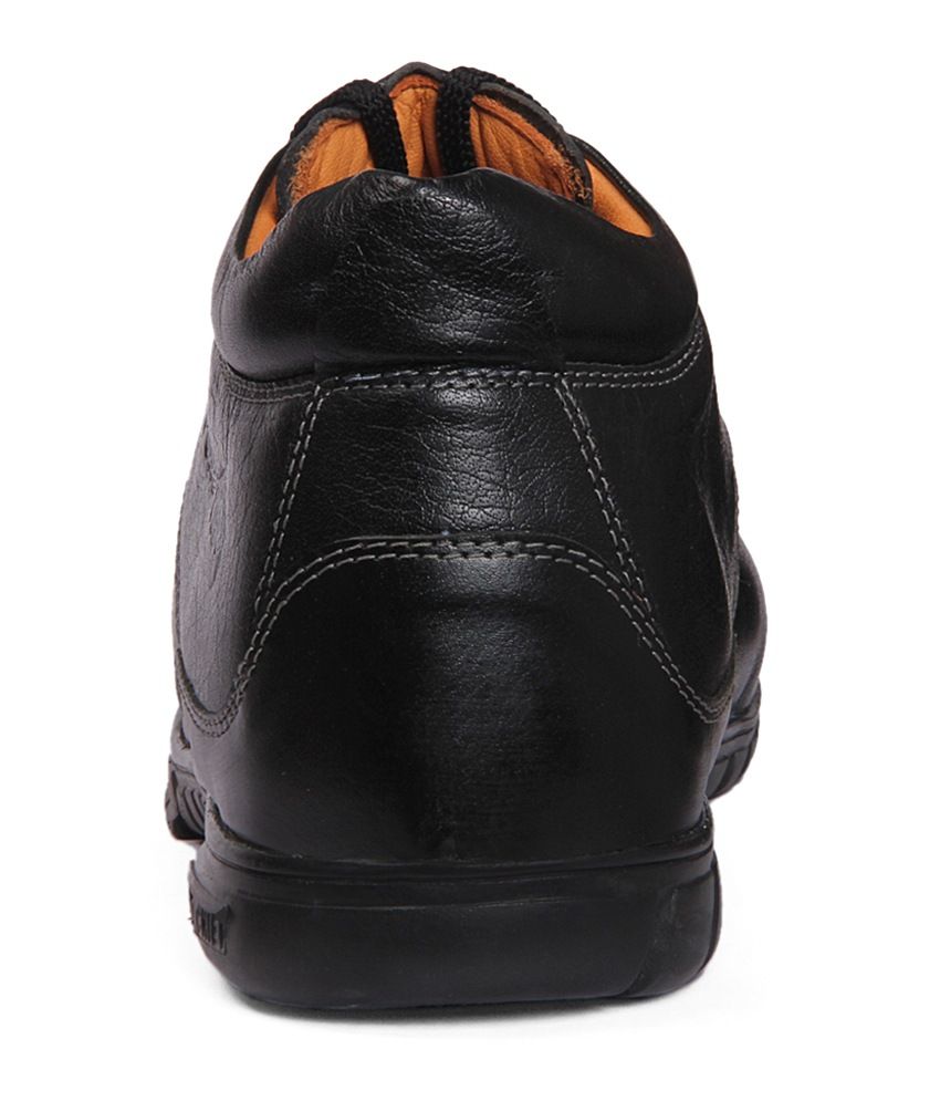 red chief powerflex black shoes