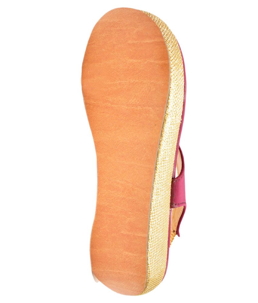 maroon sandals flat