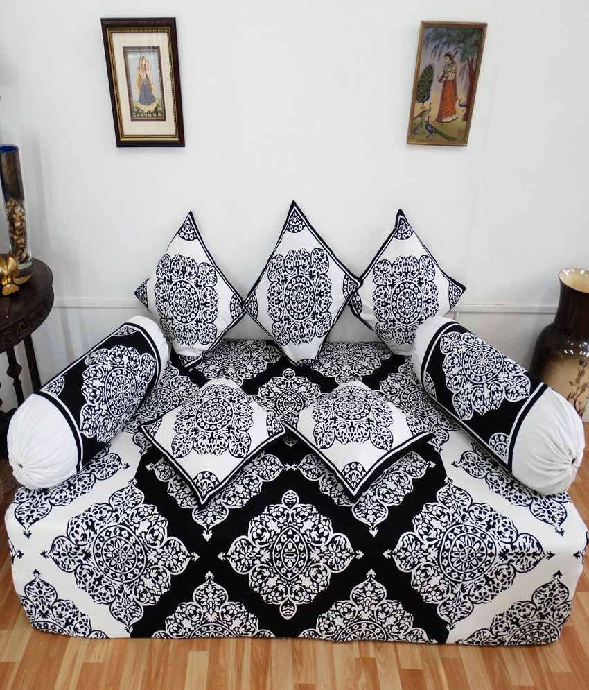 diwan set pillows