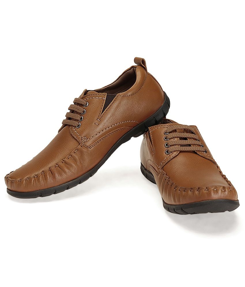 buckaroo tan loafers