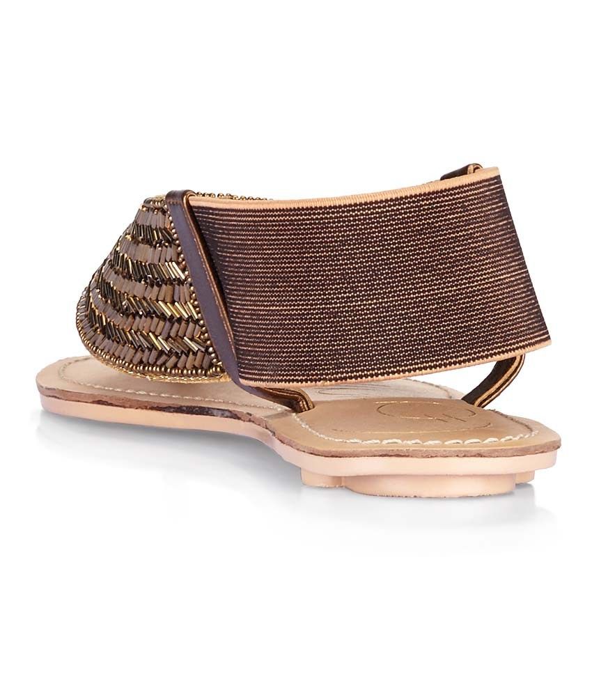tevas slip on