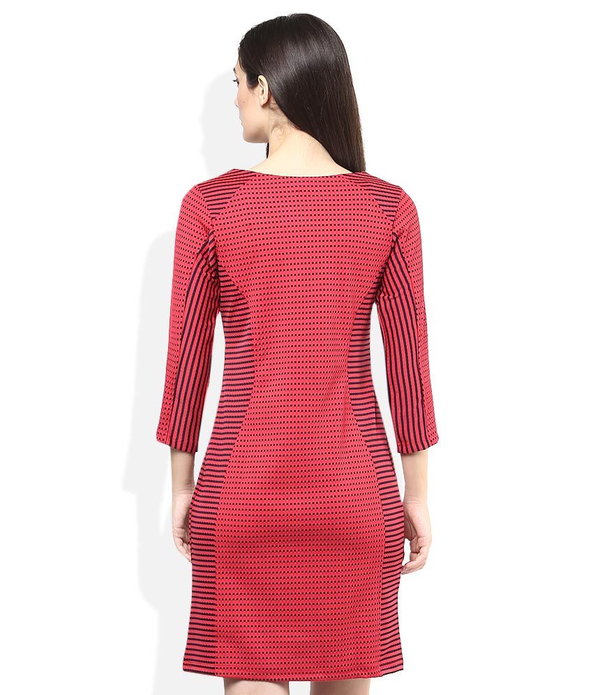 red long sleeve sheath dress
