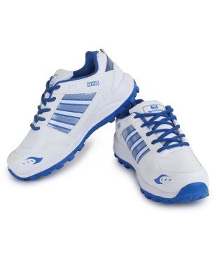 magnum sports shoes