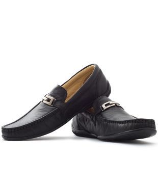 red chief loafer shoes price