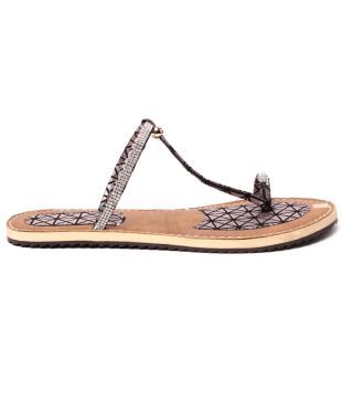 Nell Comfortable Silver Flats Price In India Buy Nell Comfortable