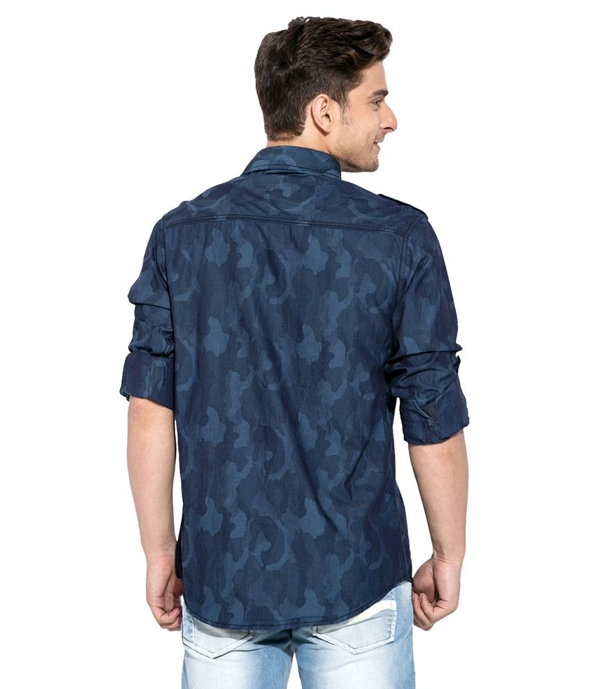 mufti logo on shirt