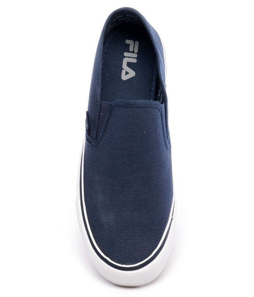 fila navy trainers