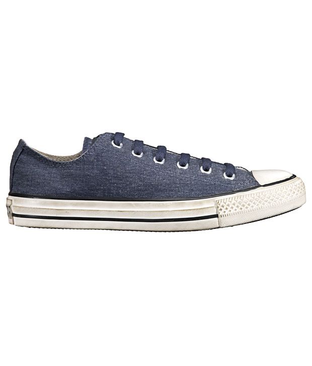 light denim converse