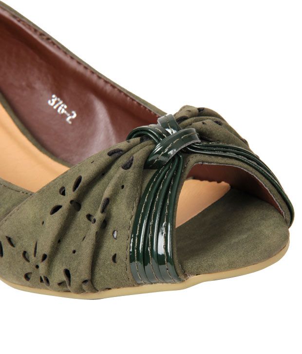 Cobblerz Alluring Olive Green Kitten Heel Pumps Price in India Buy