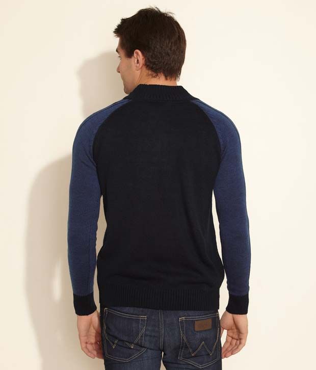 what to wear with a dark blue sweater