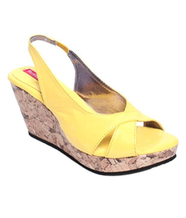 Butterfly Smart Yellow Wedge Heel Sandals Price in India- Buy Butterfly ...