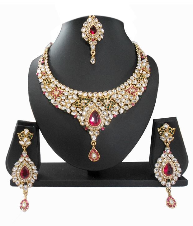Khazana Bazar Kundan Stone Necklace Set With Maangtika Buy Khazana