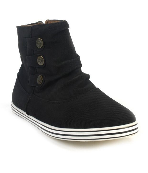 black ankle length shoes