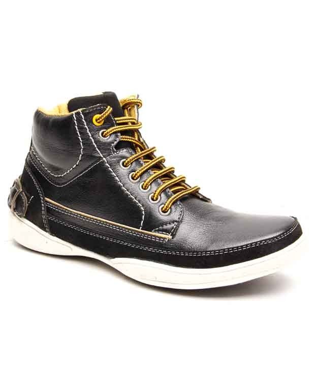 black high ankle shoes