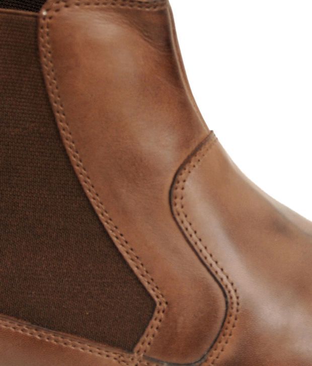 caesars boot shine