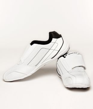 White \u0026 Black Lace up Sports Shoes 