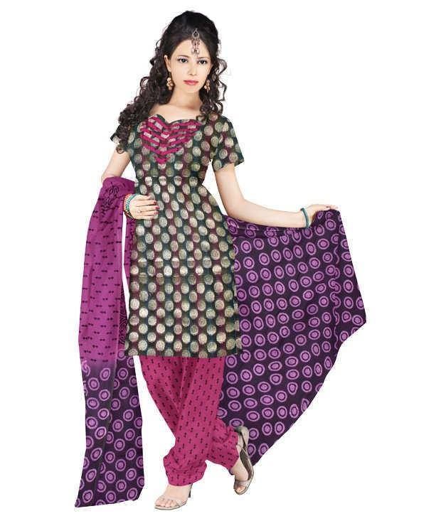 simple punjabi suit with heavy chunni