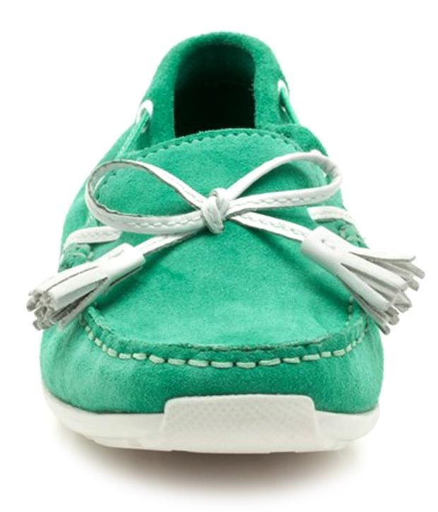 clarks clearance buzz