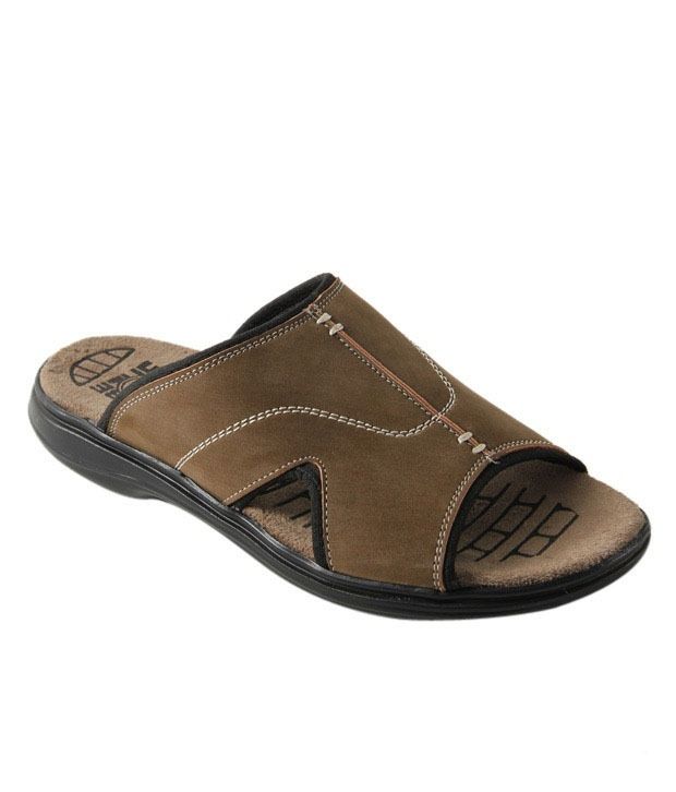 Roony Smart Brown Slip-on Sandals Price in India- Buy Roony Smart Brown Slip-on Sandals Online 