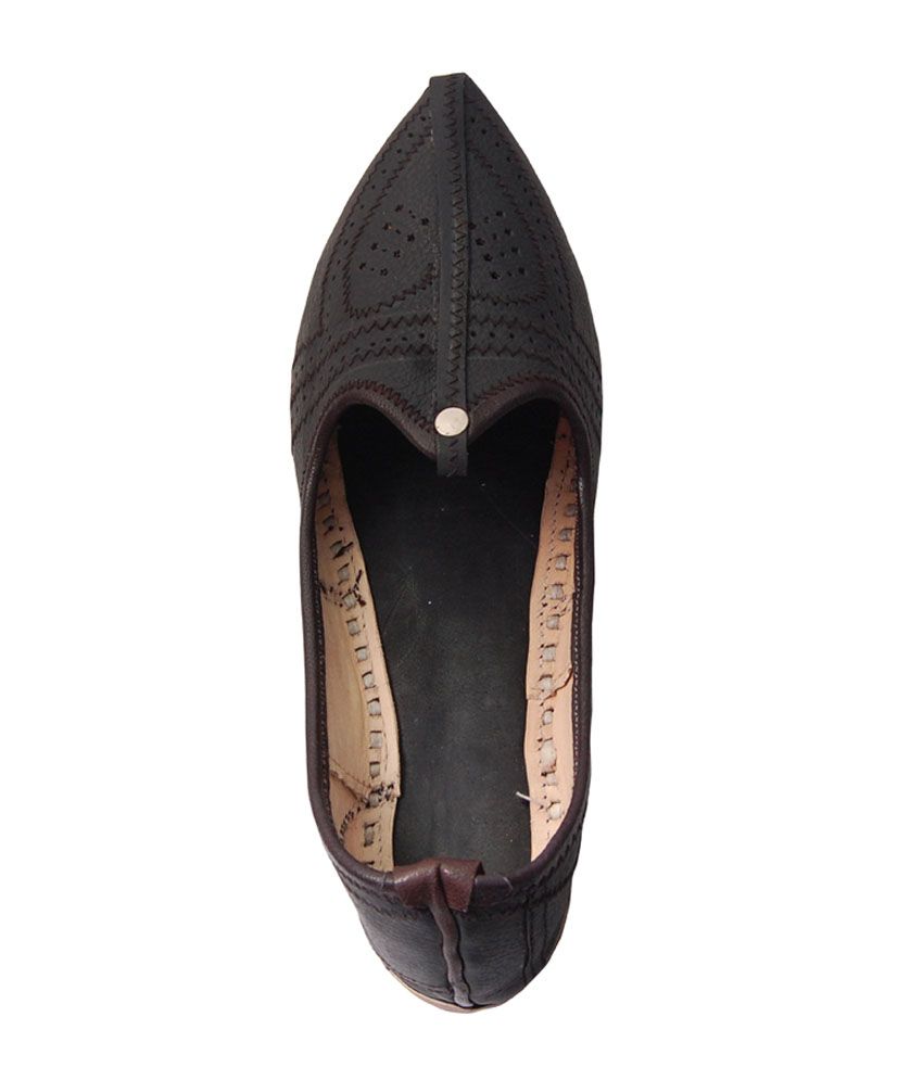 Paduki Black Leather Ethnic Men's Footwear - Buy Paduki Black Leather ...