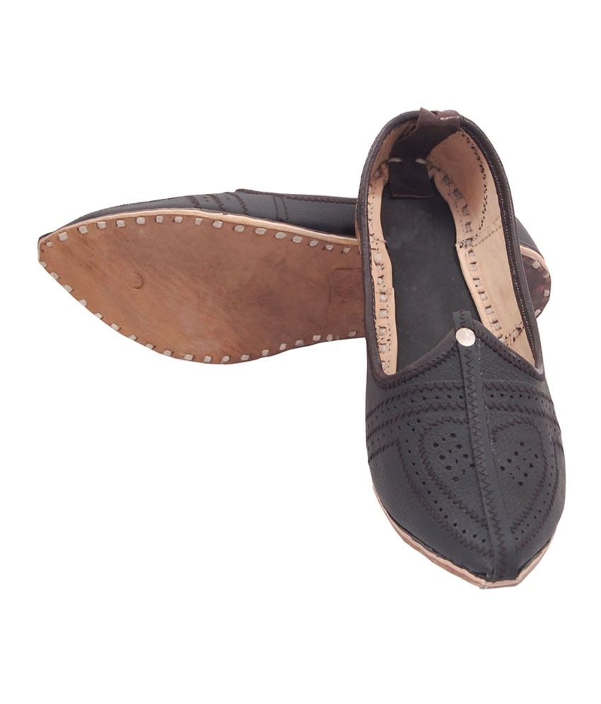 leather ethnic shoes