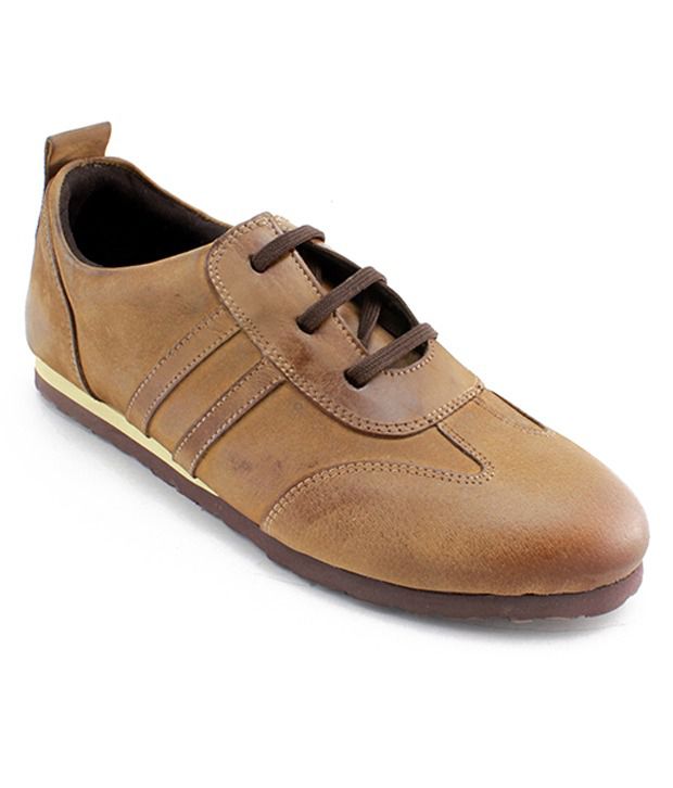 Willy Winkies Brown Casual Shoes Price in India- Buy Willy Winkies ...