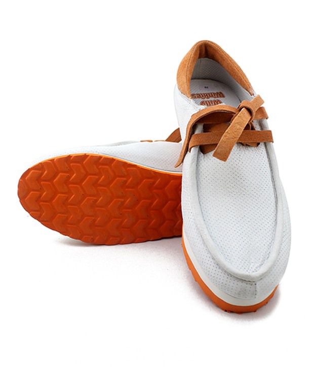 Willy Winkies White Casual Shoes Price in India- Buy Willy Winkies ...