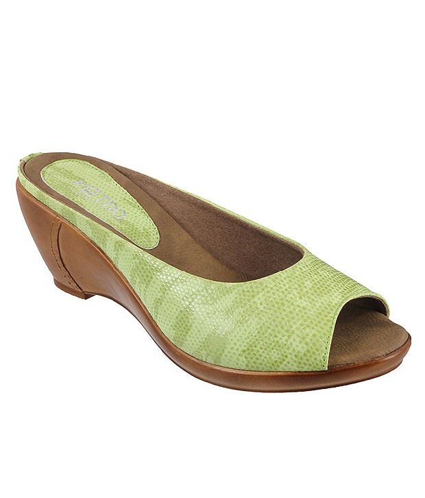 metro wedges online