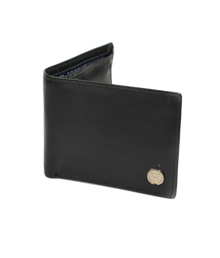 Tommy Hilfiger Black Leather Premium Men Wallet: Buy Online at Low Price in India - Snapdeal