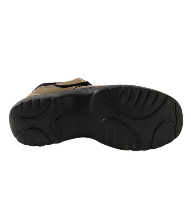 Roony Fit Olive Green Fisherman Sandals Price in India- Buy Roony Fit Olive Green Fisherman 