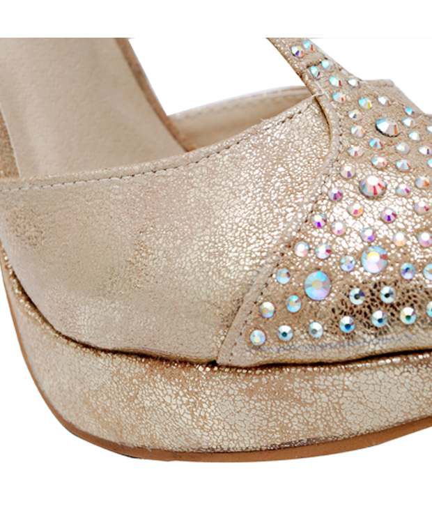 iLO Shimmery Golden Peep Toe Heeled Sandals Price in India- Buy iLO ...