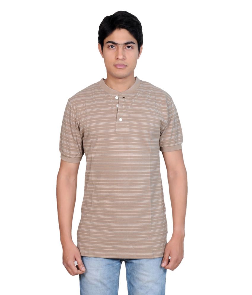 brown striped tshirt