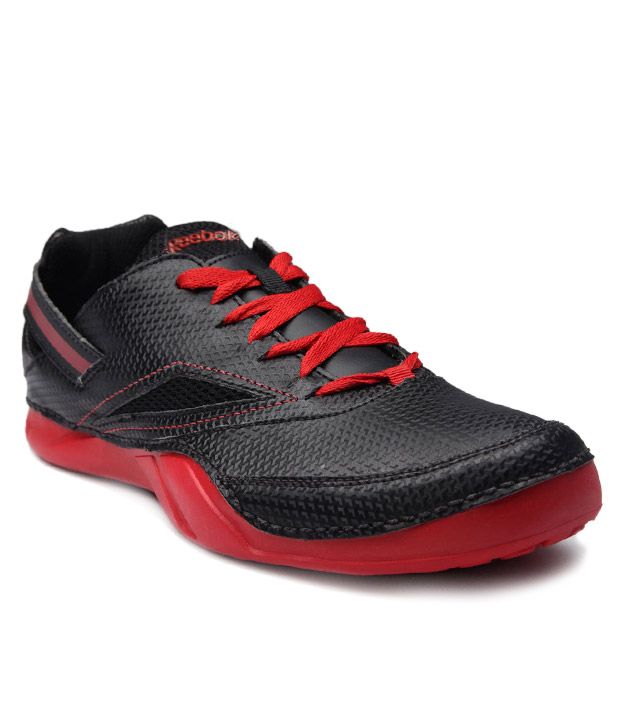 Reebok Sturdy Black & Red Sports Shoes Price in India- Buy Reebok ...