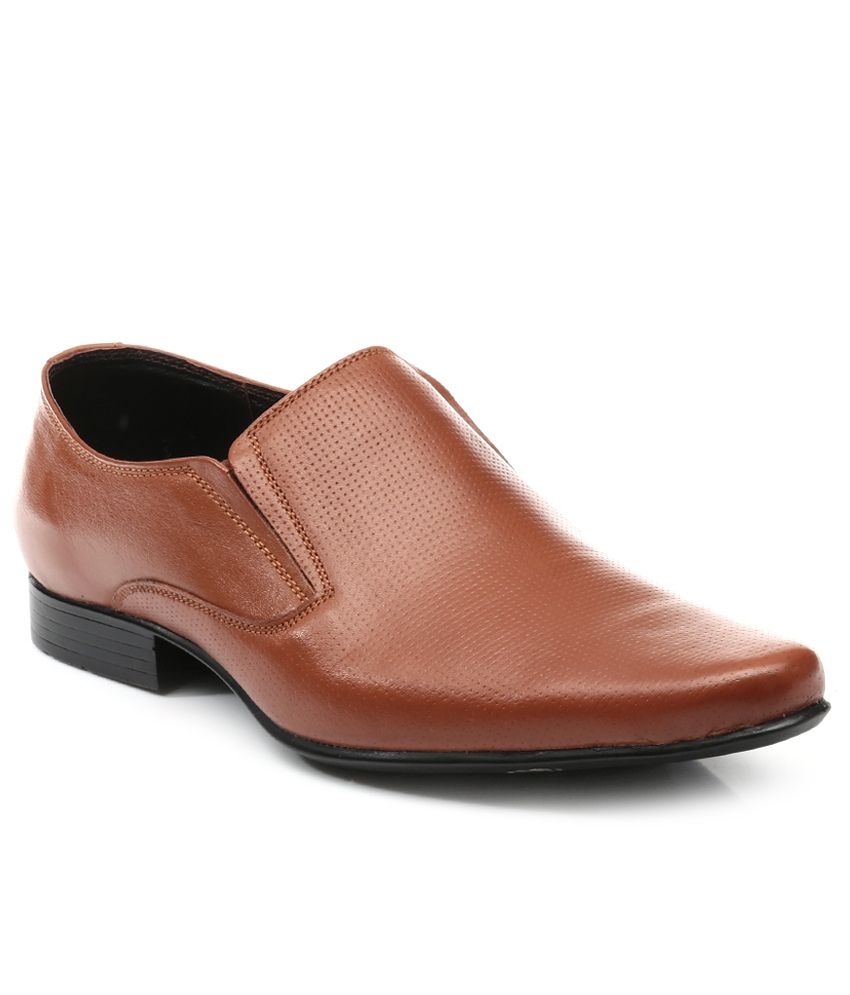 Franco Leone Slip On Shoes Price in India- Buy Franco Leone Slip On ...