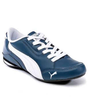 puma blue sports shoes