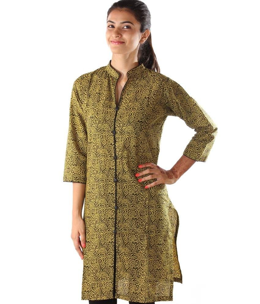 achkan style kurta female