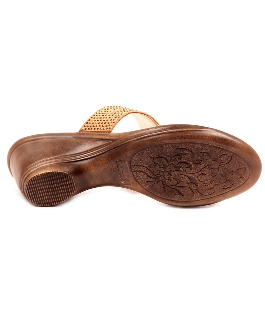 tan slip on wedges