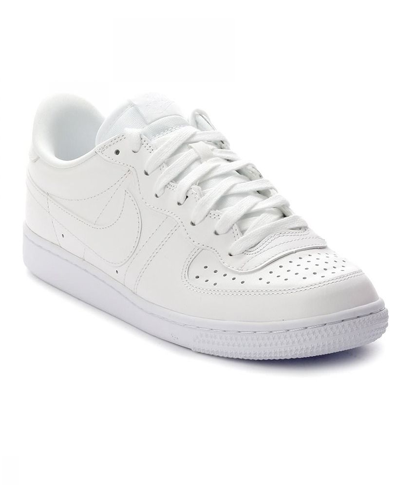Nike White Sneaker Shoes