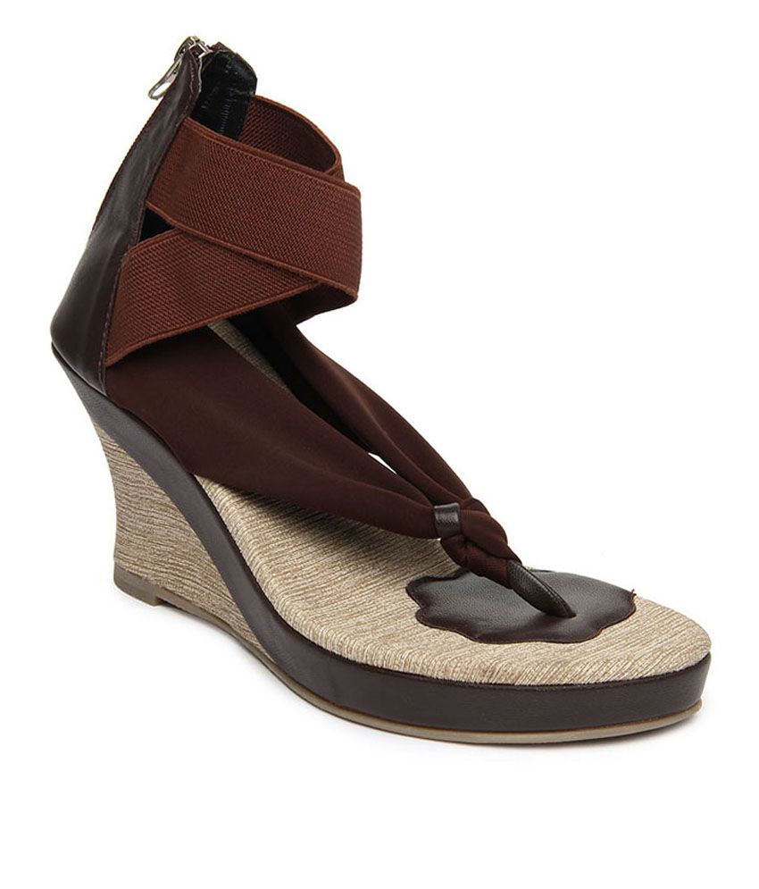 small wedge pumps
