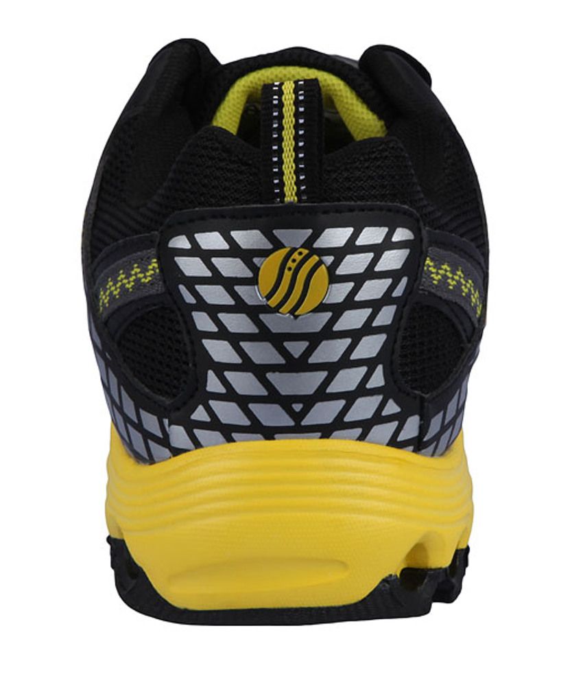 action sports shoes