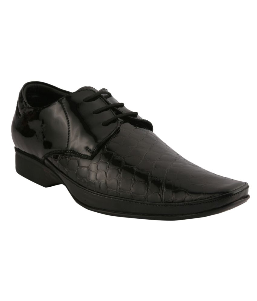 Ishoes Black Formal Shoes Price in India Buy Ishoes Black Formal Shoes